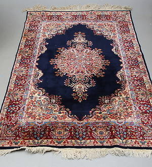 MATTA, orientalisk, ca 255 x 165 cm.