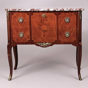 BYRÅ, gustaviansk still, 1900-talets mitt.