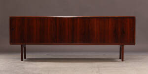 Dansk møbelproducent, lav skænk af fineret palisander