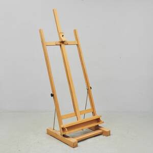 Staffli, trä. Bredd 62