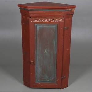 HÖRNSKÅP, allmoge, 1800-talets senare del.