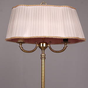 GOLVLAMPA, mässing, 1900-talets mitt.
