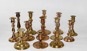 LJUSSTAKAR, 13 st, mässing och malm.