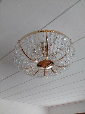 Kristallplafondlampa