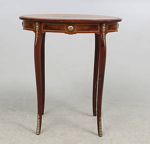 LAMPBORD, rokokostil, 1900-tal.