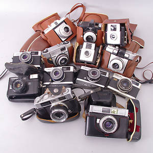 KAMEROR, 13 stycken.