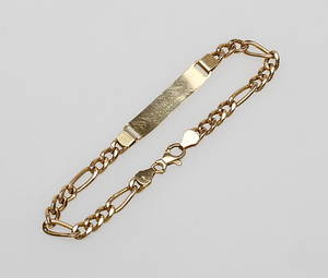 ARMBAND med NAMNBRICKA, 14k guld, vikt ca 8,3 gr.