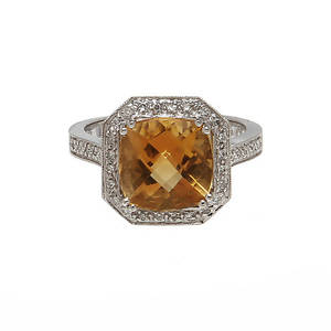 RING, 14k vitguld med diamanter och citrin, 4,7 gram.