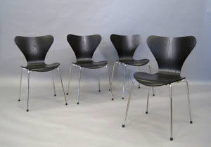 Arne Jacobsen. 7er stole 4