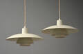 Poul Henningsen. Par PH4-pendler, hvidlakerede 2 