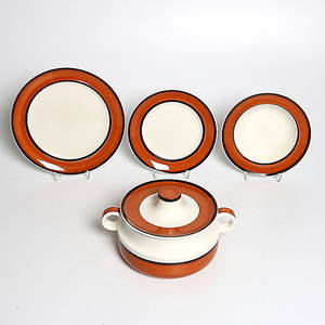 MATSERVIS, 31 delar, flintgods, Arena, Stig Lindberg, Gustavsberg. 1900-talets andra hälft.