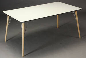 Henrik Pedersen. Spisebord Model Air, 160x100, hvid