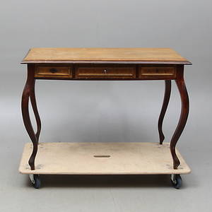 SKRIVBORD, omkring sekelskiftet 1900.