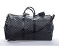 4560 - Louis Vuitton. Weekendtaske, model Keepall Bandouliére55. 