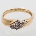 RING, 18K guld, med 8 st briljanter om ca 0.2 ct enligt gravyr, vikt ca 3 gram.