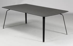 Henrik Pedersen. Spisebord model Float, 205x110, sort