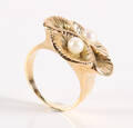 Ring af 14 kt guld med perle