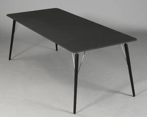 Henrik Pedersen. Spisebord Model Air, 240x100, sort