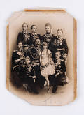 VIKTORIA LUISE VON PREUßEN. Autograph auf Kabinettfoto mit Familie, datiert 1900.