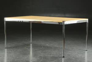 Fritz Haller  Paul Schärer for USM Haller. Spise-skrivebord af ask