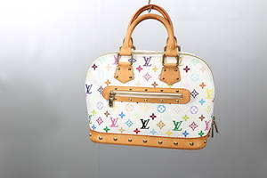 VÄSKA, Louis Vuitton, Frankrike.