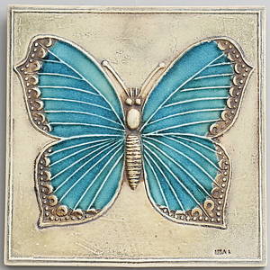 LISA LARSON. Väggplakett, kermik, fjäril, Gustavsberg.