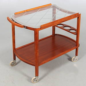 SERVERINGSVAGN, 1900-talets andra hälft.