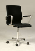 Arne Jacobsen 1901-1972. Oxford kontorstol