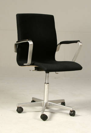 Arne Jacobsen 1901-1972. Oxford kontorstol