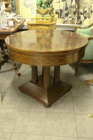 Salongsbord, Intarsia