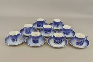 Royal Copenhagen Porzellan Weihnachtstassen 1980-88.