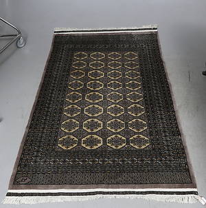 MATTA, Pakistan, Karachi, 240x158 cm.