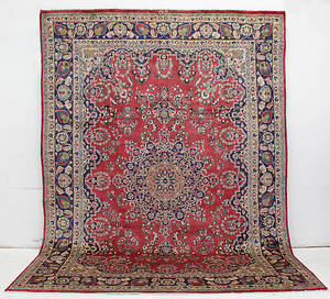 MATTA, Persisk, Meshed , signerad, 390 x 285 cm.