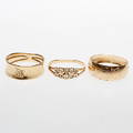 RINGAR, 3 st, 18k guld, vikt ca 7 gr.