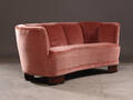 Bananformet sofa 