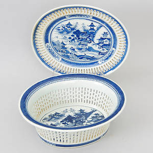 SKÅL MED FAT, porslin med gallerkant, Kina, 19002000-tal.