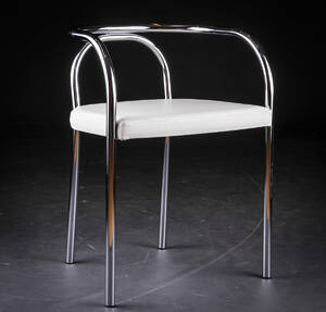 Poul Henningsen. PH Stolen, Serie 0. Blankforkromet stel betrukket med hvidt læder Denne vare er sat til omsalg under nyt varenummer 4049675