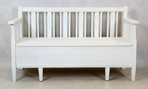 KÖKSSOFFA, vitmålad, 1900-talets första hälft.