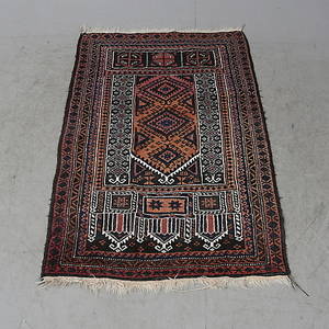 MATTA, orientalisk, ca. 133x86 cm.