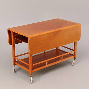 SERVERINGSBORD, 1900-talets mitt.