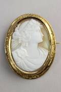 Brosch