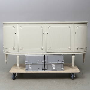 SIDEBOARD, gustaviansk stil, 1900-tal.