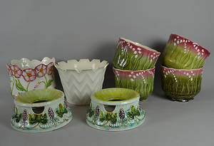 KONVOLUT ÜBERTÖPFE U. VASEN.