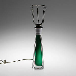 BORDLAMPA, Kosta, 1900-talets andra hälft.
