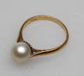RING, 14k guld med pärla, total vikt ca. 2,9 gram.