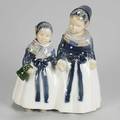 FIGURIN, porslin, 2 kvinnor, Royal Copenhagen.