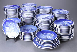 Royal Copenhagen Bing  Grøndahl. Samling juleplatter mm. 155