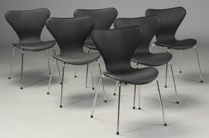 Arne Jacobsen, 7er stole, sort skind 6