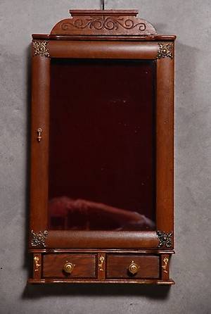 MONTERSKÅP, 1900-tal.