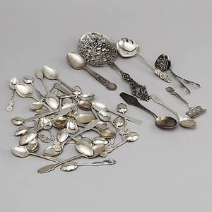 SILVERFÖREMÅL, vikt 680 gram.